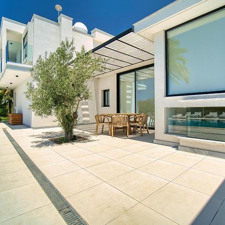 Luxury 4 Bedroom Oasis Villa Peyia Exterior foto